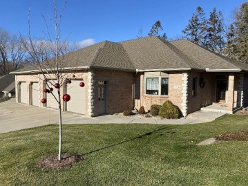 1226 W Sherman Avenue N, Fort Atkinson, WI 53538