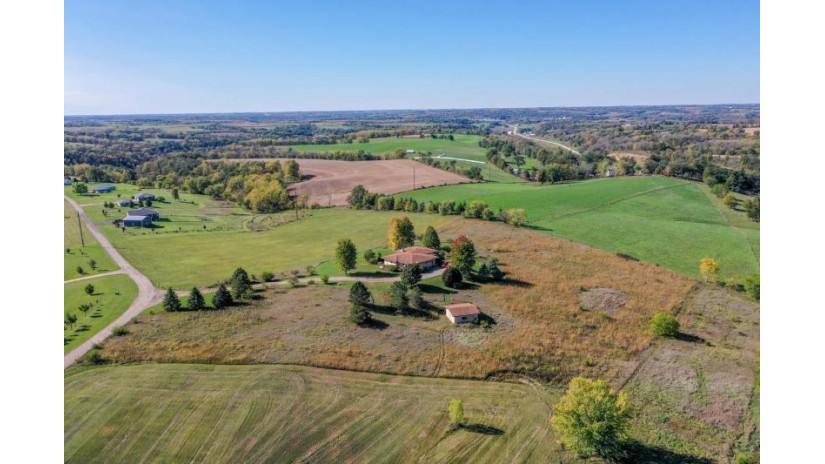 W9085 Highway 39 York, WI 53516 by Bunbury & Assoc, Realtors $475,000