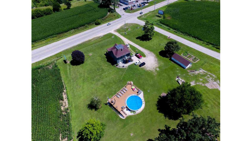 4817 Parmenter Street Middleton, WI 53562 by Re/Max Preferred - judy@ackermaly.com $3,999,999