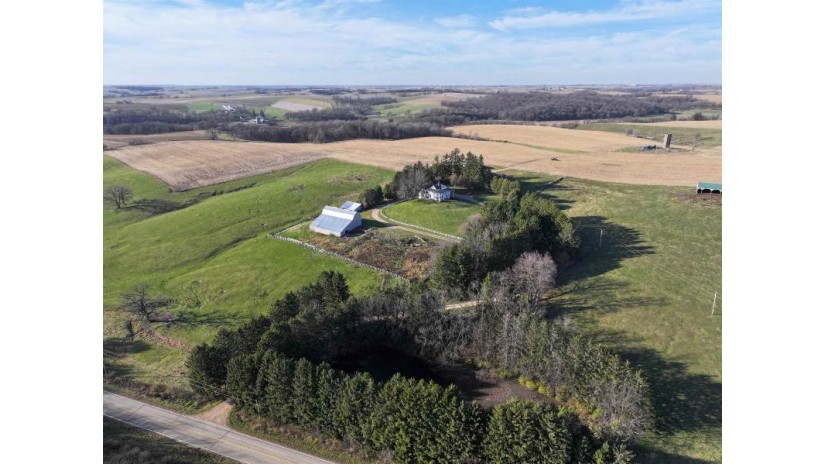 2498 County Road E Linden, WI 53565 by Peoples Company $6,500,000