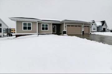 1525 N Thompson Road, Sun Prairie, WI 53590