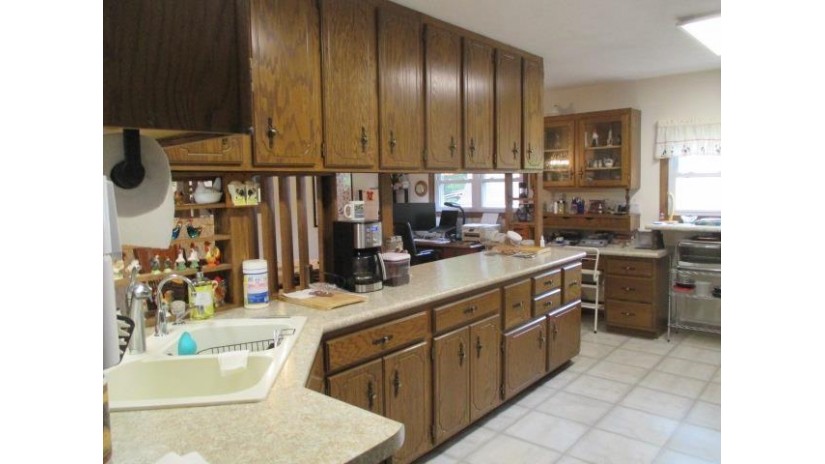 N7055 2nd Drive Springfield, WI 53964 by Restaino & Associates Era Powered - Cell: 608-235-5124 $352,900