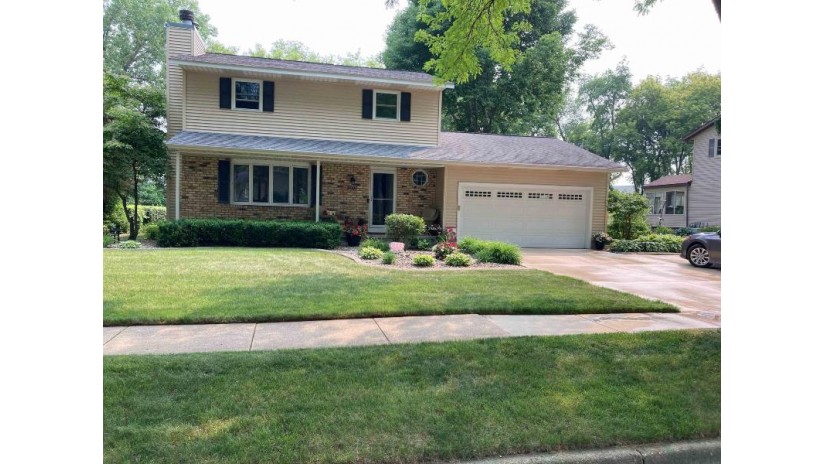 5101 Pebblebrook Drive Madison, WI 53716 by Concept Realty Service, Inc $387,500