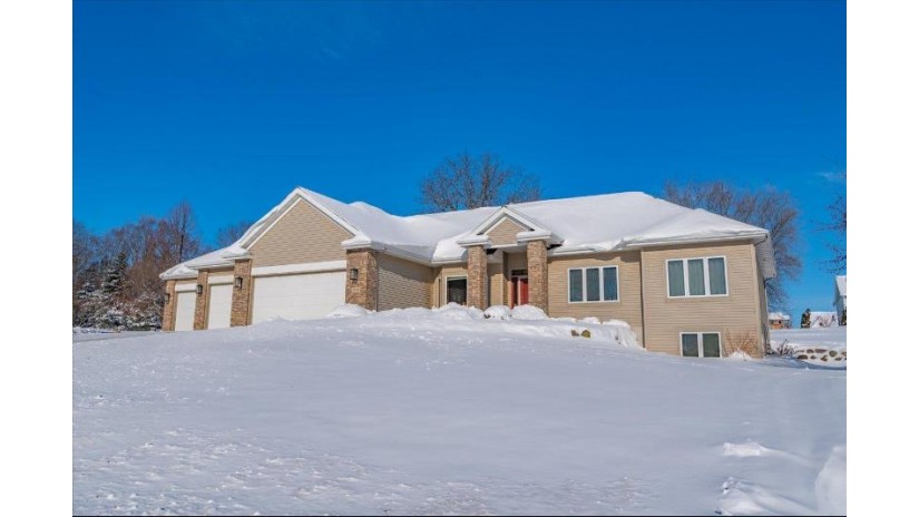 2570 Hupmobile Drive Cottage Grove, WI 53527 by Mode Realty Network - Cell: 608-235-3803 $699,900
