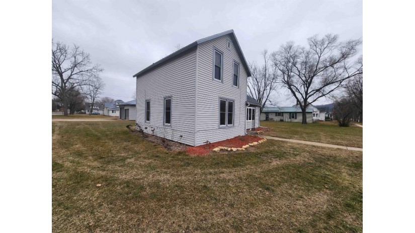 503 Superior Street Boscobel, WI 53805 by Wilkinson Auction & Realty Co. $169,900