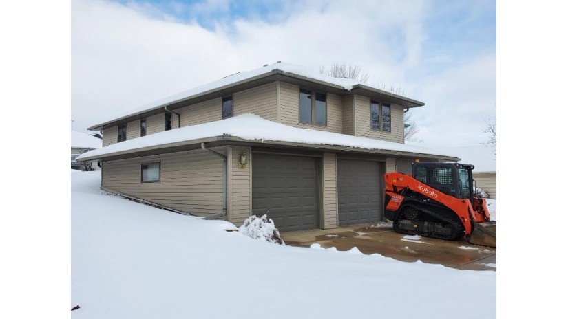 1219 N 2nd Street Monroe, WI 53566 by First Weber Hedeman Group - Off: 608-325-2000 $404,900