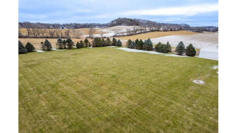 S5864 Highway 23 Loganville, WI 53943 by First Weber Inc - HomeInfo@firstweber.com $435,000