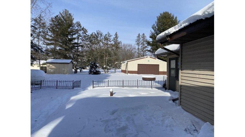 W1010 Laurie Lane Mecan, WI 53949 by Cotter Realty Llc $189,900