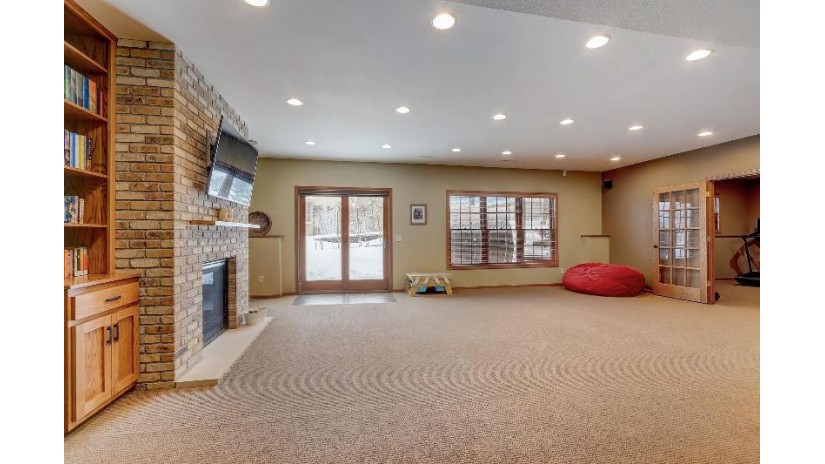 1212 Wenzel Way Waunakee, WI 53597 by Re/Max Preferred - judy@ackermaly.com $649,900