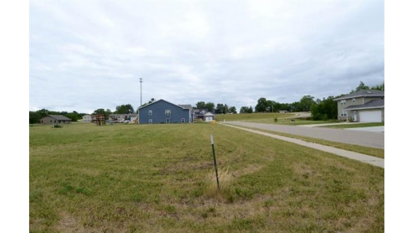 410 University Lane Mazomanie, WI 53560 by Bunbury & Assoc, Realtors $46,000