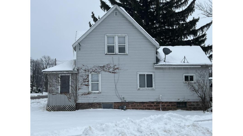 424 W State Street Mauston, WI 53948 by Century 21 Affiliated $122,900