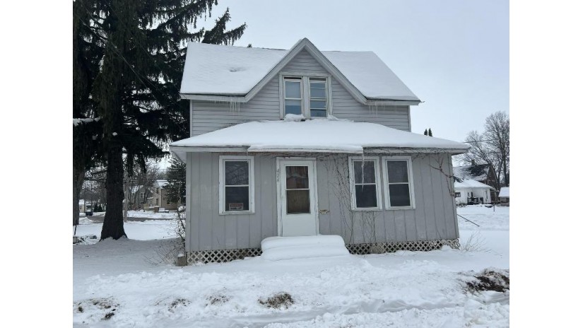 424 W State Street Mauston, WI 53948 by Century 21 Affiliated $122,900