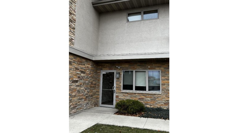 1659 N Spring Street 107 Beaver Dam, WI 53916 by Mike Wissell Real Estate Llc $15,600