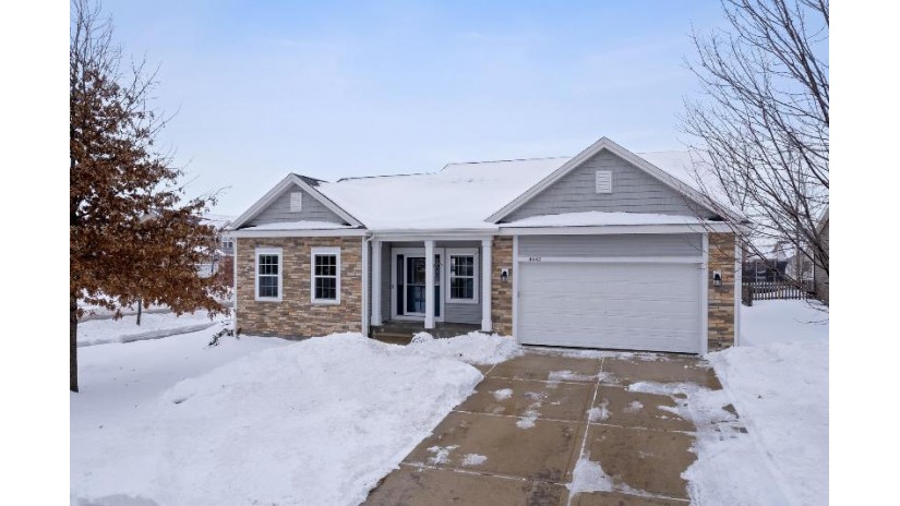 4442 Memorial Circle Windsor, WI 53598 by Turning Point Realty - Off: 608-393-9471 $524,900