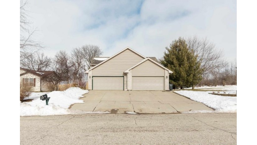 552 Rivendell Drive Milton, WI 53563 by Realty Executives Premier - Home: 570-956-5628 $274,900