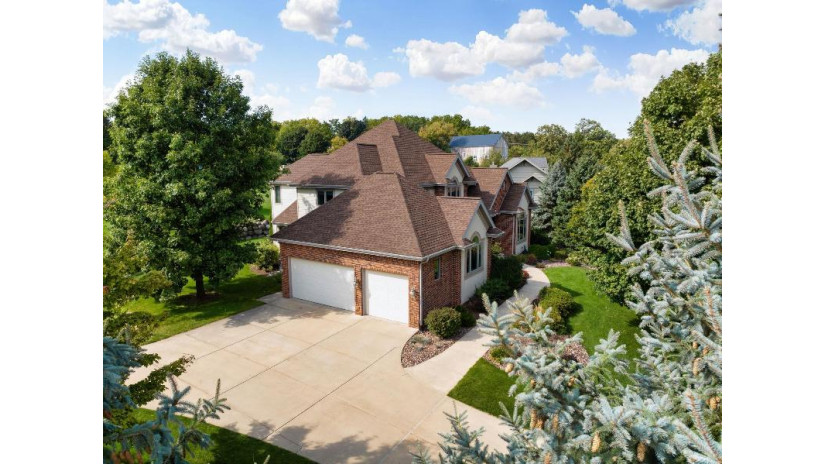 3979 Swoboda Road Middleton, WI 53593 by Keller Williams Realty - Pref: 608-218-4676 $1,100,000