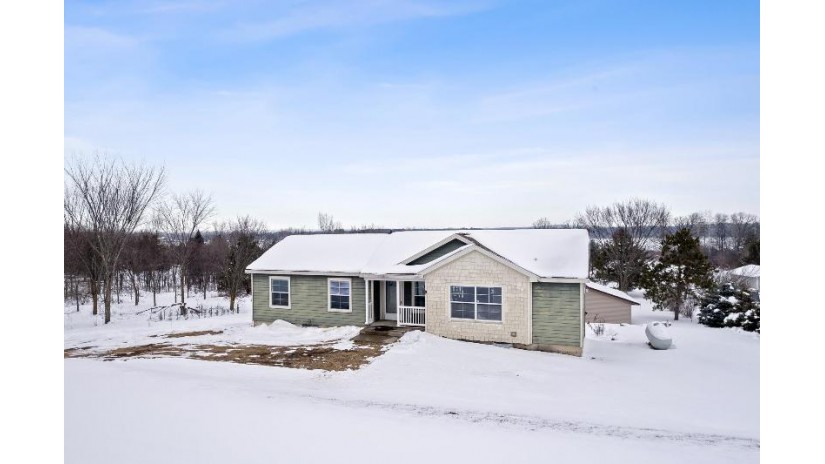 W5742 Lakeview Drive Packwaukee, WI 53949 by Turning Point Realty - Off: 608-393-9471 $390,000