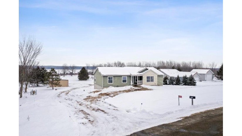 W5742 Lakeview Drive Packwaukee, WI 53949 by Turning Point Realty - Off: 608-393-9471 $399,000
