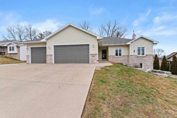 104 Riverview Drive, Beaver Dam, WI 53916