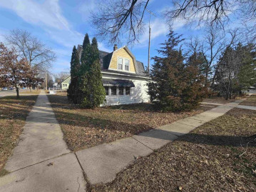 411 E May Street, Adams, WI 53910