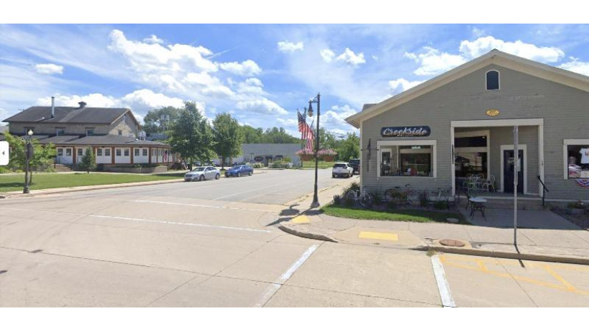 203 W Water Street Cambridge, WI 53523 by Re/Max Property Shop - dave@propertyshop-realtors.com $255,000