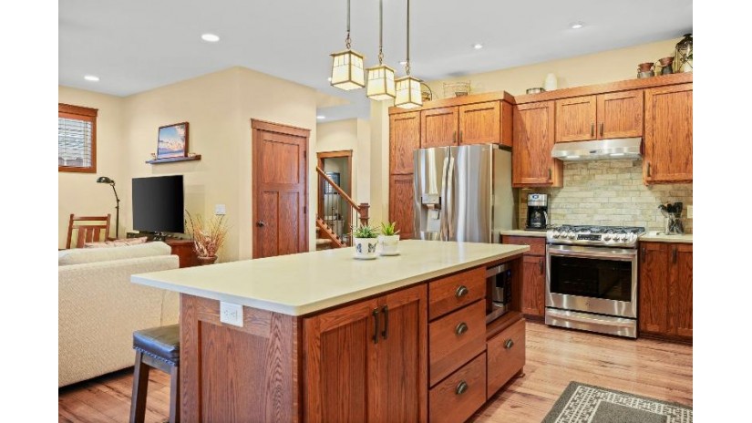 9351 Highland Gate Way Madison, WI 53593 by Bunbury & Assoc, Realtors $529,900