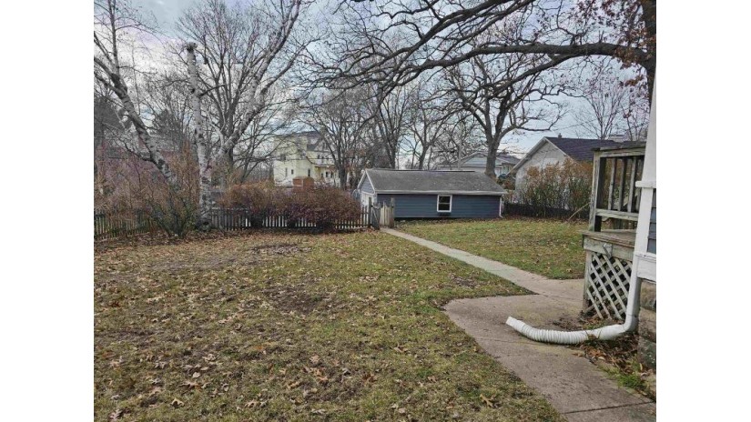 624 S Garfield Avenue Janesville, WI 53545 by Covenant Realty $249,900