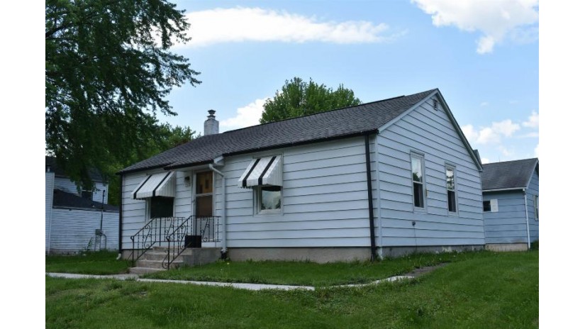 545 S Monroe Street New Lisbon, WI 53950 by Full Circle Real Estate Llc $134,900