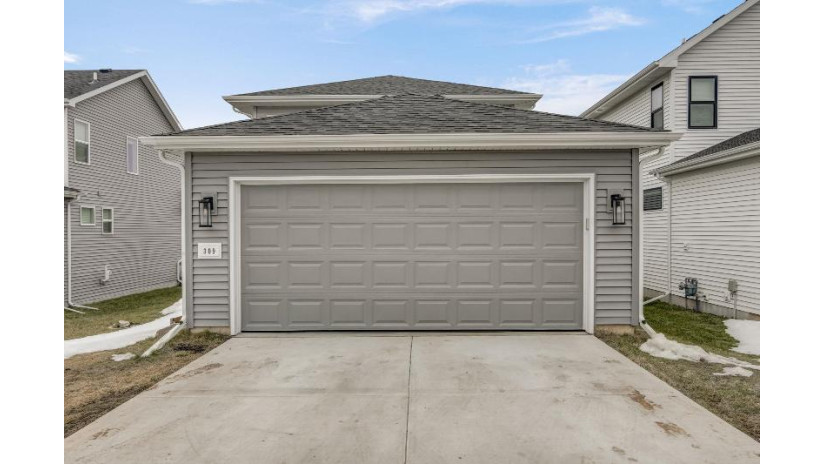 309 N Division Street Waunakee, WI 53597 by Re/Max Preferred - judy@ackermaly.com $400,000