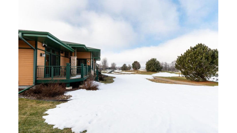 9310 Windy Point Madison, WI 53593 by Sprinkman Real Estate $950,000