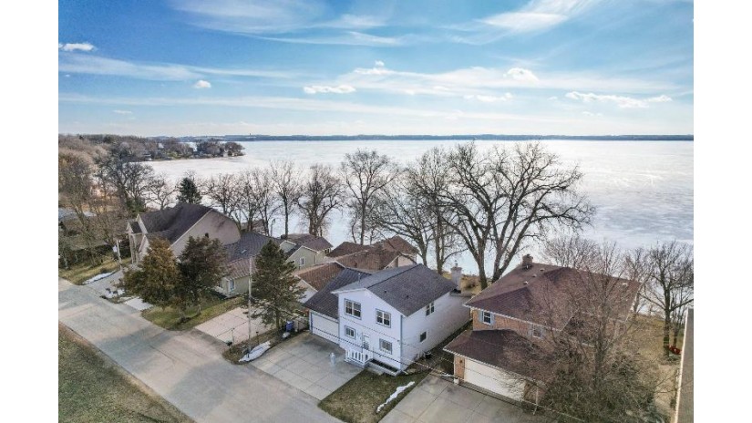 3075 Sunnyside Street Pleasant Springs, WI 53589 by The Hub Realty $697,000