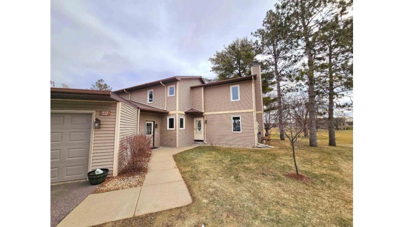 511 Saddle Ridge Pacific, WI 53901 by First Weber Inc - HomeInfo@firstweber.com $265,000