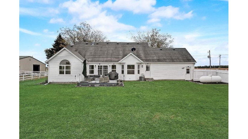 3050 County Road V Bristol, WI 53532 by Real Broker Llc - Pref: 608-206-0470 $949,900