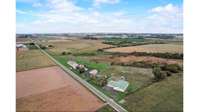 3050 County Road V Bristol, WI 53532 by Real Broker Llc - Pref: 608-206-0470 $949,900