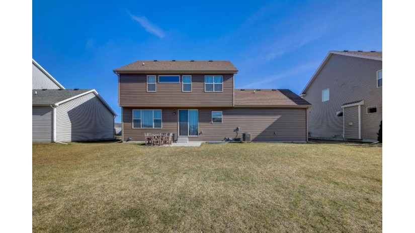 2611 Twin Pine Street Cross Plains, WI 53528 by Restaino & Associates Era Powered - Pref: 608-444-1817 $500,000