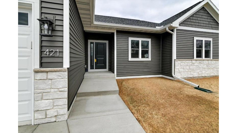 421 Ridgeway Drive Rio, WI 53960 by Exp Realty, Llc - Cell: 608-957-3135 $455,000