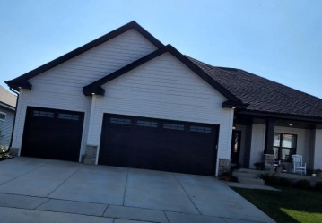 1124 Ballweg Lane, Waunakee, WI 53597-123