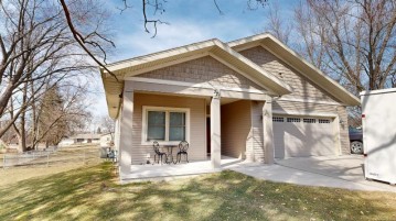 321 Thrush Lane, Jefferson, WI 53549