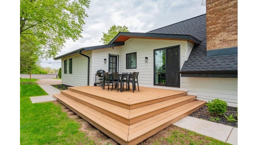 1791 Butte Des Morts Beach Road Fox Crossing, WI 54956 by Bunbury & Assoc, Realtors $749,900