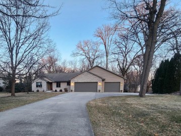 5516 N Waterman Drive, Harmony, WI 53563