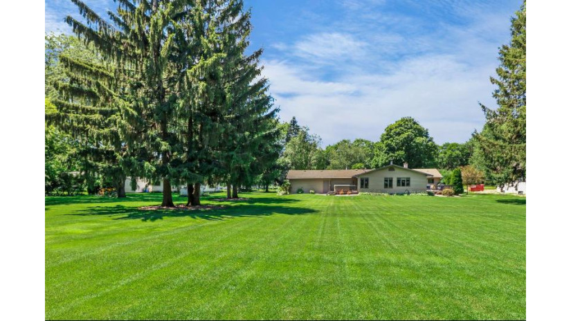 5404 Midmoor Road Monona, WI 53716 by Compass Real Estate Wisconsin $900,000