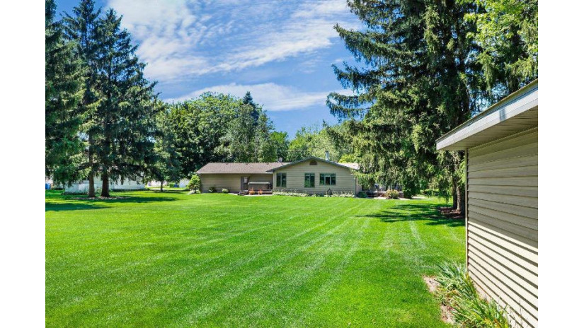 5404 Midmoor Road Monona, WI 53716 by Compass Real Estate Wisconsin $900,000