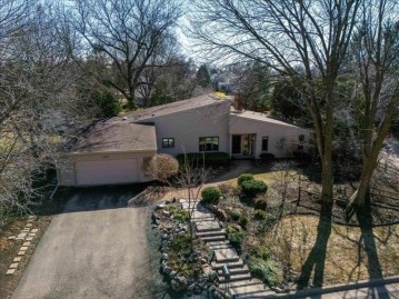 5805 Tall Oaks Road, Fitchburg, WI 53711