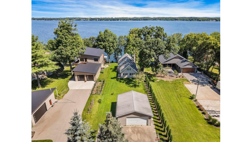 W1188 Spring Grove Road Green Lake, WI 54941 by Better Homes And Gardens Real Estate Special Prope $1,499,000