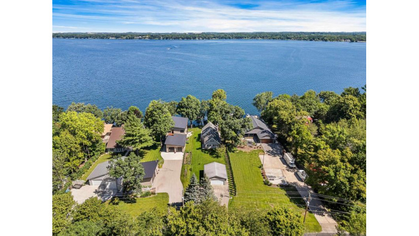 W1188 Spring Grove Road Green Lake, WI 54941 by Better Homes And Gardens Real Estate Special Prope $1,499,000