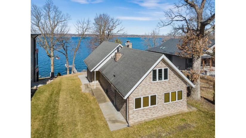 W1188 Spring Grove Road Green Lake, WI 54941 by Better Homes And Gardens Real Estate Special Prope $1,499,000