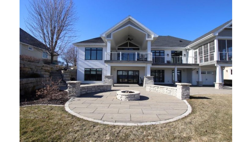 424 White Oaks Street Green Lake, WI 54941 by Adashun Jones Real Estate - Pref: 920-745-0177 $1,949,000