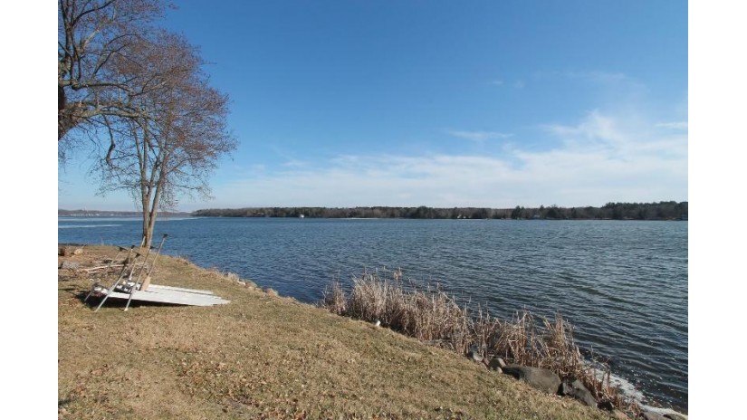 W4011 County Road C Montello, WI 53949 by First Weber Inc - HomeInfo@firstweber.com $450,000