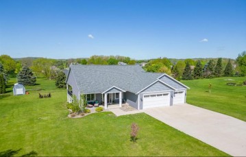 9925 Ellsworth Road, La Grange, WI 54660