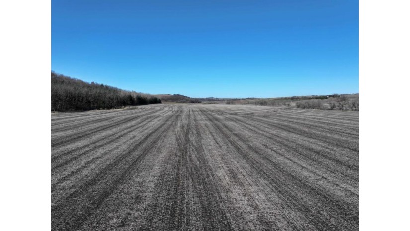 98.36+- ACRES Rock Road Kendall, WI 53565 by Peoples Company $1,131,140